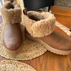 UGG Tan Shearling Winter Boots
